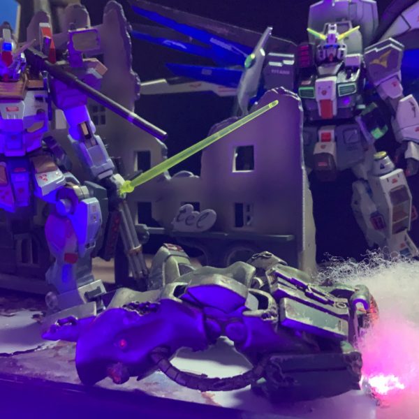 スクープ　これがジオン残党狩りの実態だ‼️ RX-121-1ガンダムヘイズル改II  FA-78-3 フルアーマーガンダム　7TH改