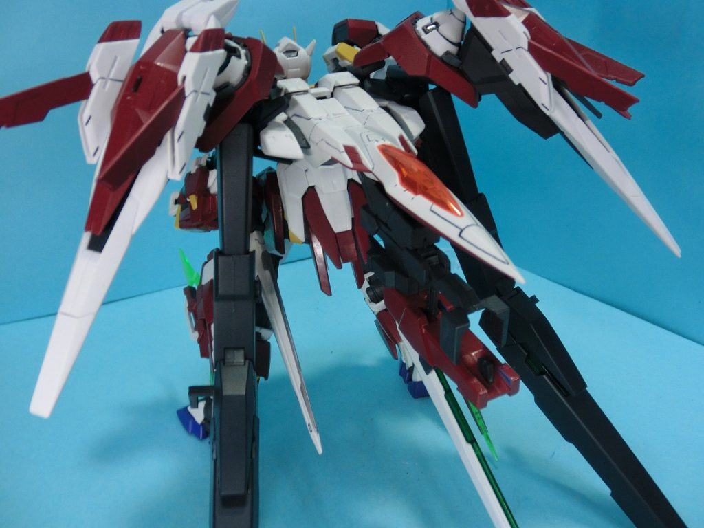 セラヴィーのGNバズーカを装備未使用時のGNソードⅢもマウント可能