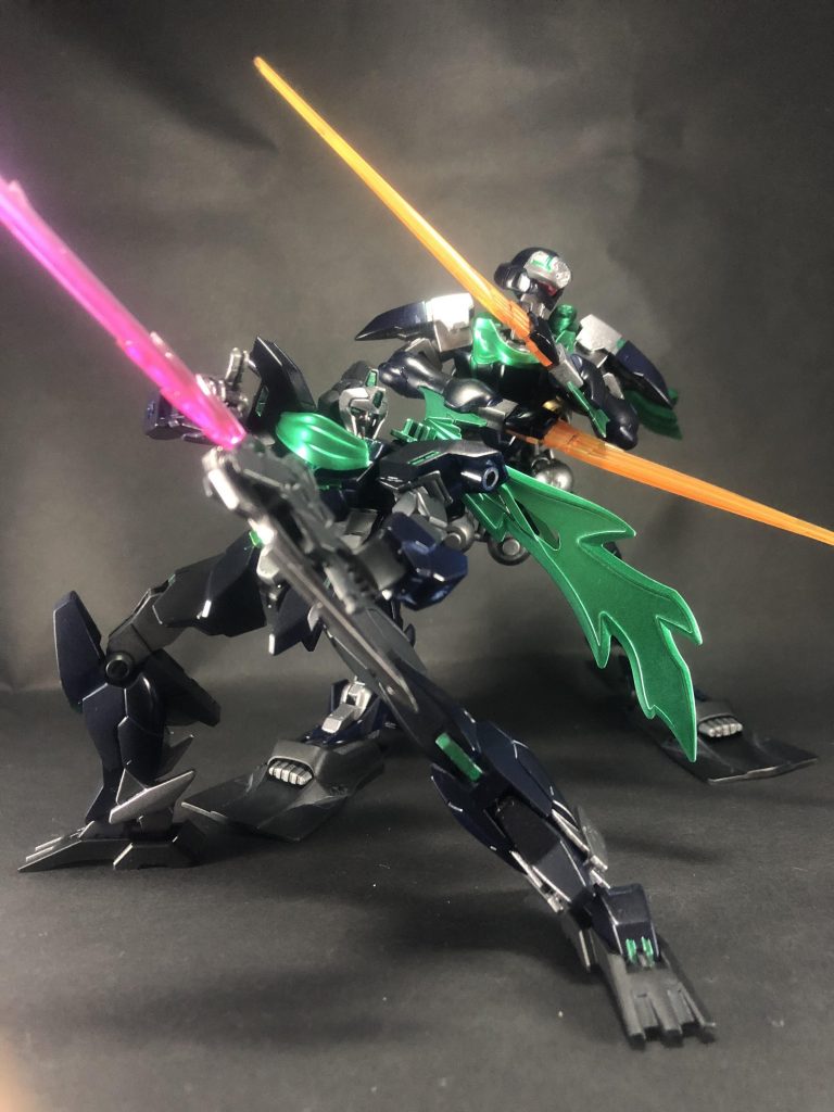 イブキ「奴は装甲が堅い…連携して少しずつ削っていくぞ。動きを封じるのも手だな。」ジライヤ「了解、隙あらば関節を積極的に狙うケロ」ジライヤに内蔵された武器はビームクローのみだが、自身が搭載していたハヤテ用の武器は全て使用可能。