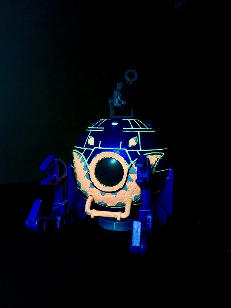 今回は安いキッドでひたすらスジ彫練習でした。いや〜実に楽しい。カラー実験も面白いですね〜。400円の価値をシャブリ尽くしたぜ〜。皆さんもガチャガチャしよう!「このうらみはらさでおくべきか」メラメラメラーッ(元ネタを知ってる人が少ないかな)続く・・か？ 