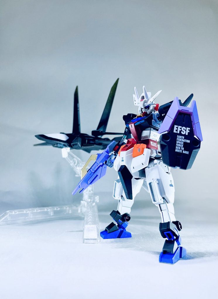 まずはコアガンダムから。顔はアスタロトのヘッドを使用しつつツノを追加。