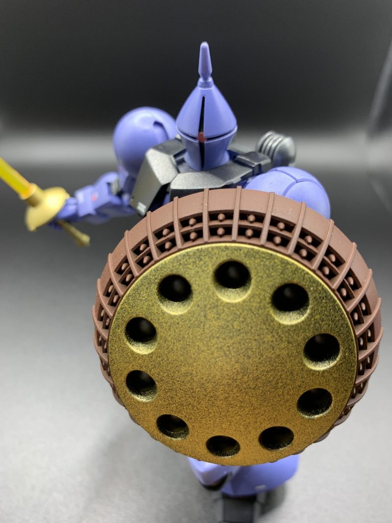 お気に入りはこの盾です!いい色出せたなぁと思ってます。