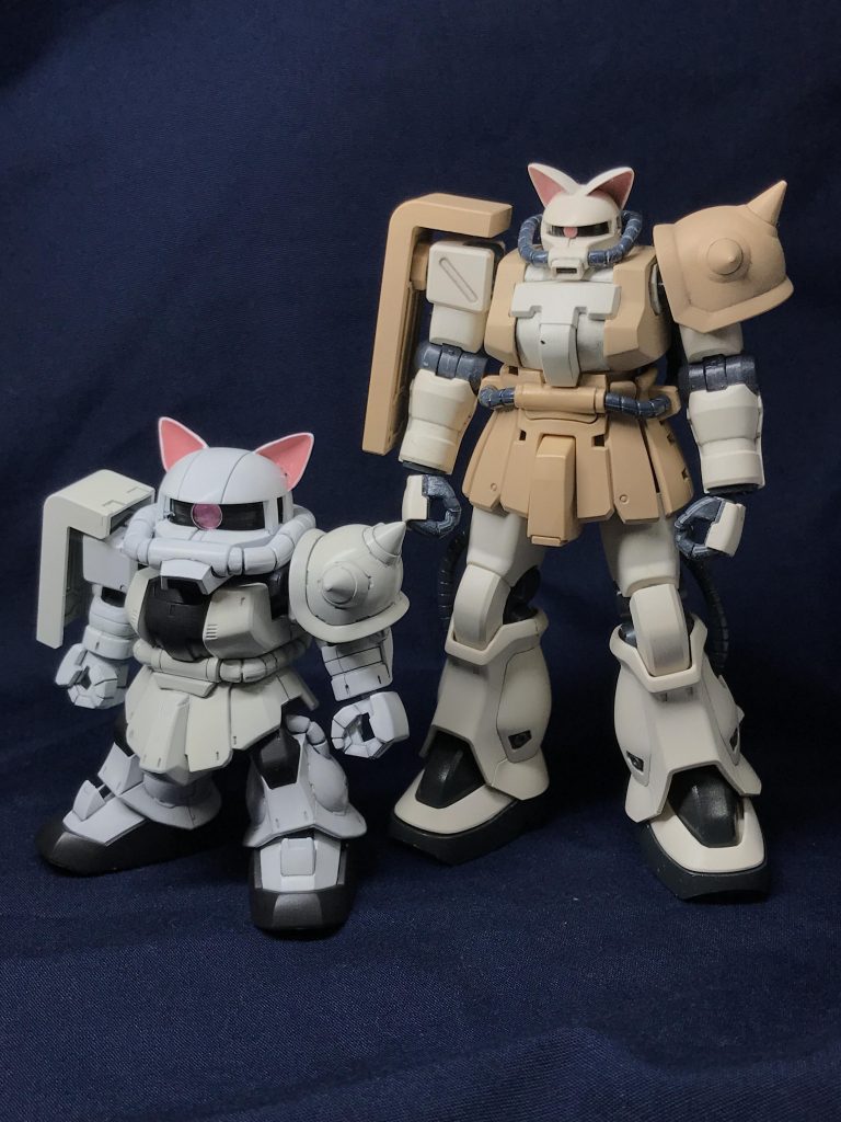 HGUCザクIIの白猫ザクと比較
