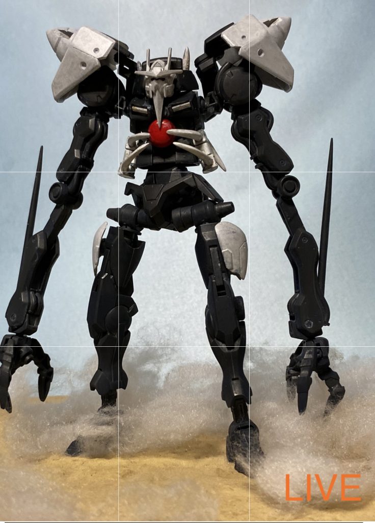 パターン青！　ガンダムと確認！！続いて第10防衛線展開、攻撃に入ります！！