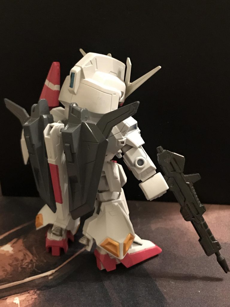 CSバルバトス見かけませんねドムトローペンサンドブラウンが手に入ったので次は久しぶりにHGを作ります