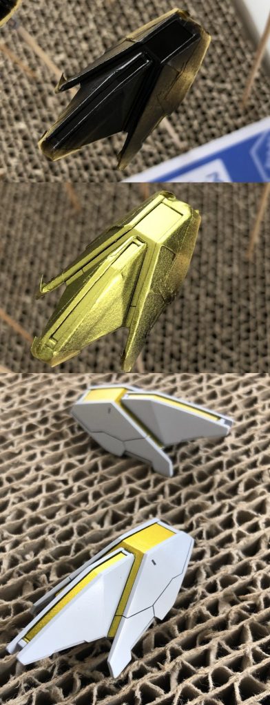 金色部分はシールではなく塗装で仕上げました。マスキングしてEXブラック→クリアー→プライマリーメタリックイエロー→クリアイエロー+原色イエロー+蛍光イエローでキャンディ塗装しました。