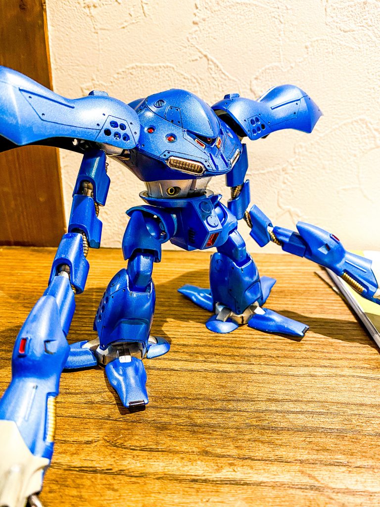 ライトブルーにキャンディーで塗装。