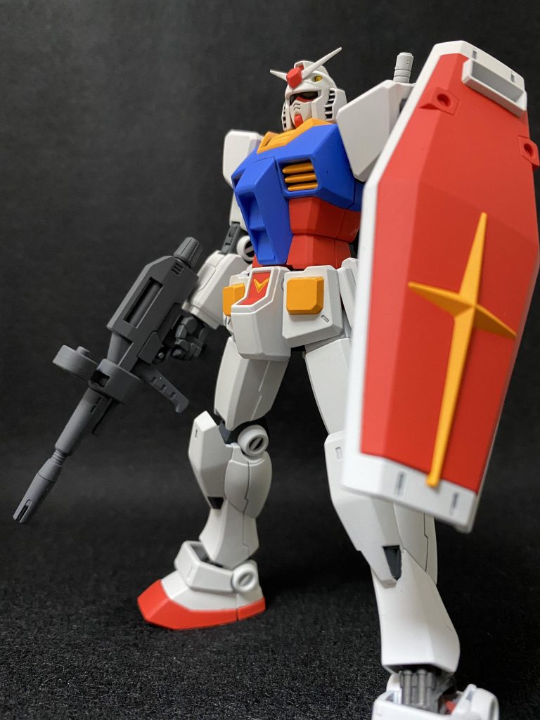 78ガンダムは子供の頃なんかも作った記憶があります。子供の頃と比べりゃマシになりましたけど…もっと上手くなりてぇッス。