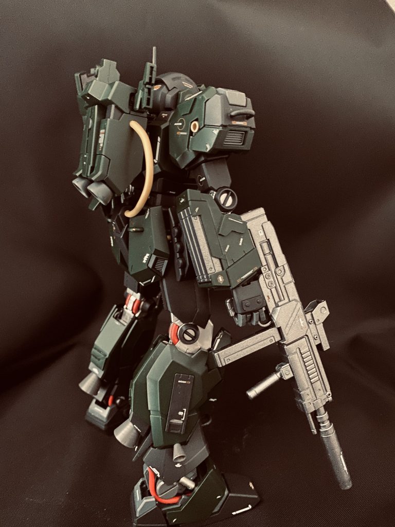 後ろからも個人的には好きです！特に足元がメカメカさせて見たのでお気に入りです！( ^ω^ )