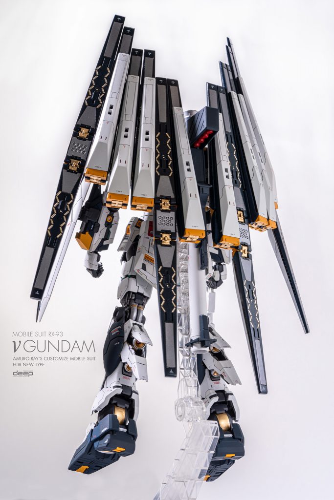 νガンダム–3枚目/制作者：@designepoch