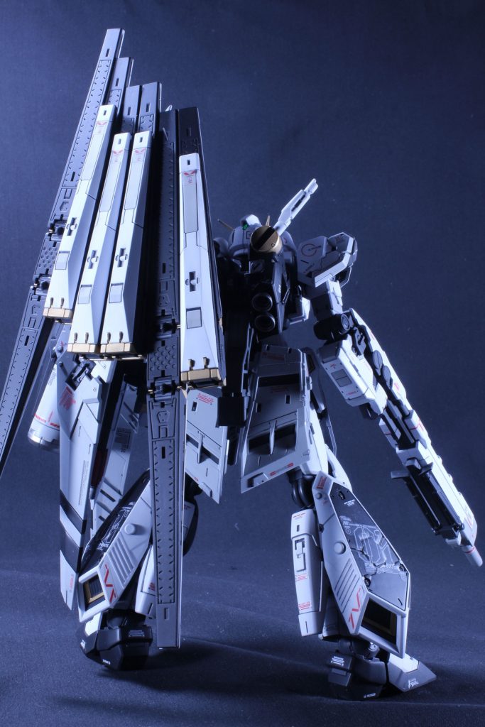 RG νガンダム HWS–3枚目/制作者：kuroxbane