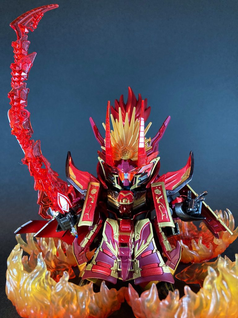  〜〜〜〜〜〜〜〜〜〜〜〜念願のSDWヒーローズ・信長ガンダムエピオンを初製作しました。カラーリングは同じ信長モチーフ繋がりで、TYPE-MOONのゲーム作品『Fate/Grand Order』に登場する「魔王信長」のイメージカラーを取り入れさせて頂きました。
