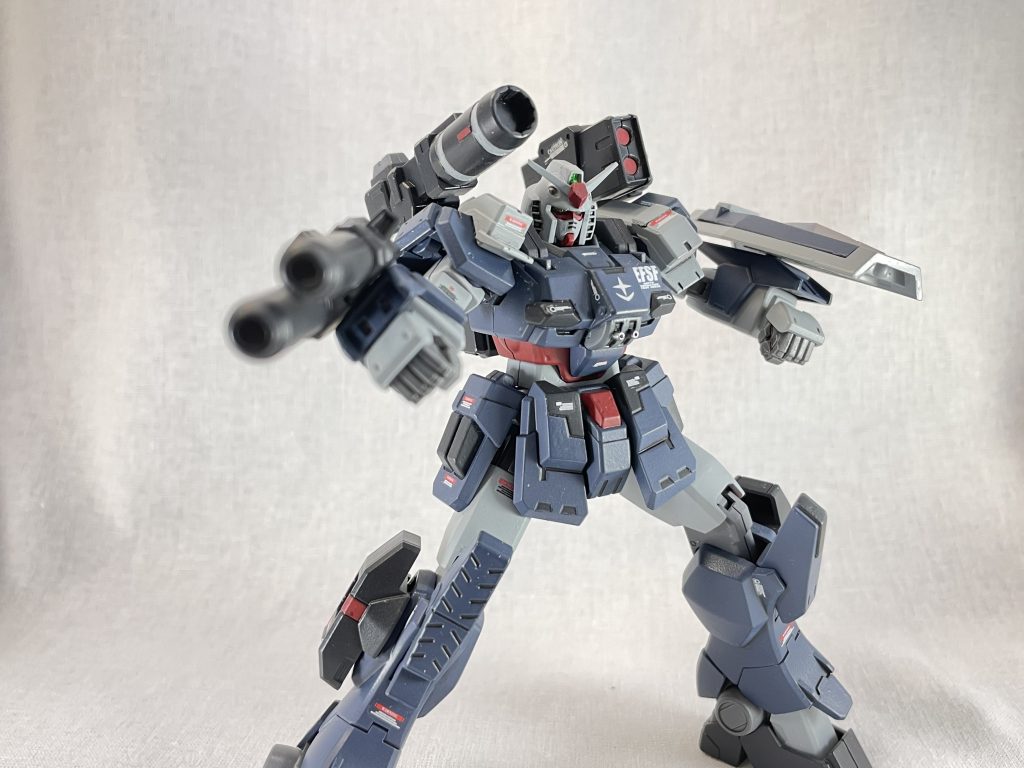 右手キャノンもレオパルドのを流用