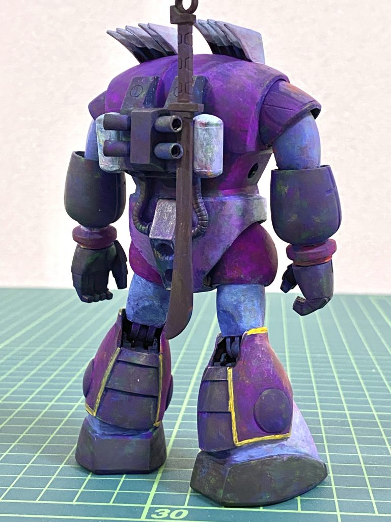 ヒートサーベルは武器セットから。HGUCグフ系のヒートサーベルだと、かっこよすぎてどうも合わなかったです。ではここから製作レポートです。