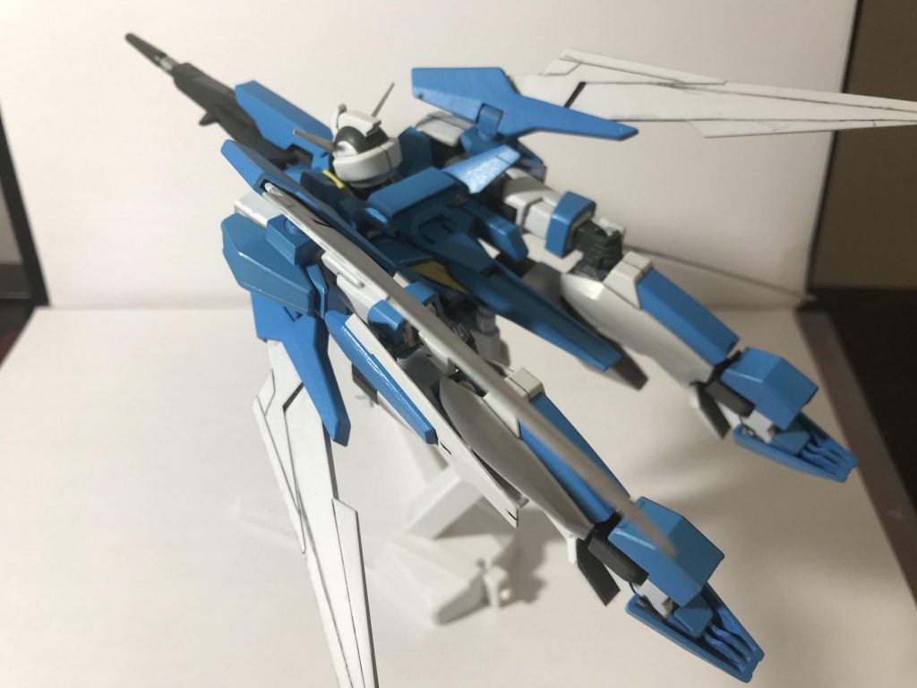 ストライダー形態です。滲み出ていた撮影ブースの粗雑さが露になった写真でもあります。