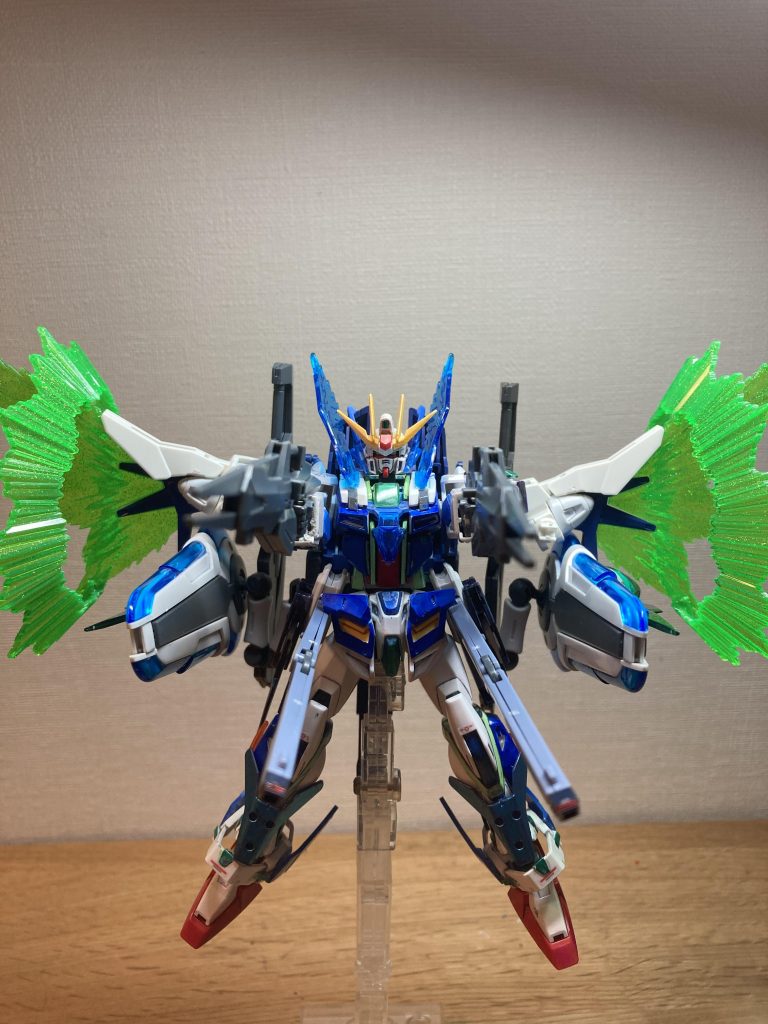 フリーダムをコンセプトに改造されているためフルバーストモードも可能である。(だだしバックパックの接続が少々悪い)