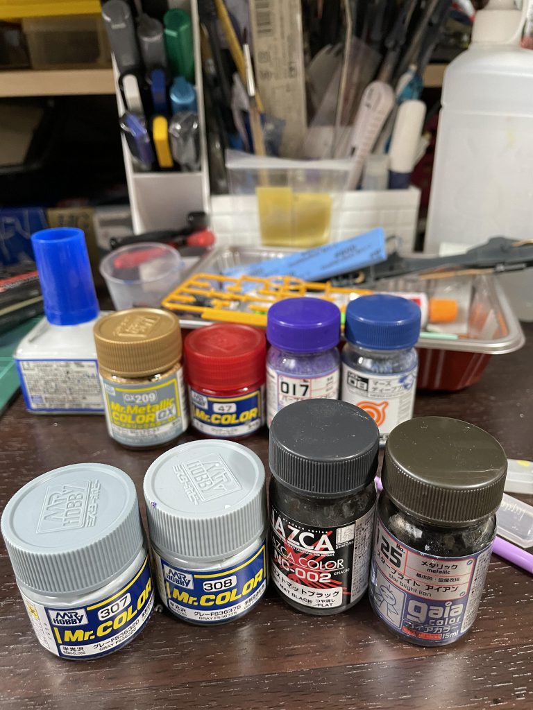 今回使ったカラーたちマーズディープブルー、バッチリ👍グレーはF15の指定色の二つを使ったら見事にハマりました。