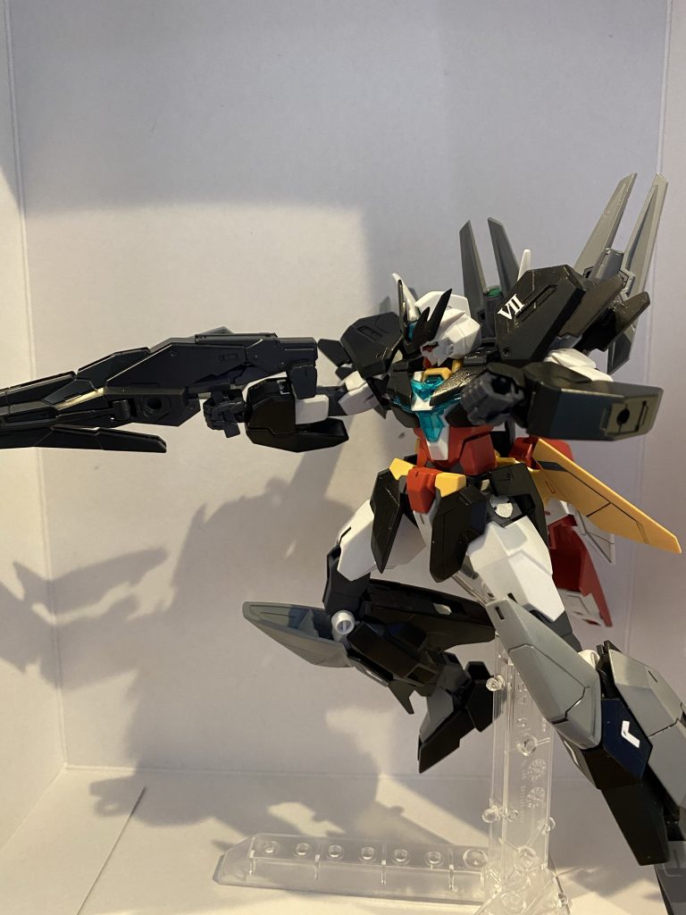 ユーラヴェンガンダム–3枚目/制作者：カソン