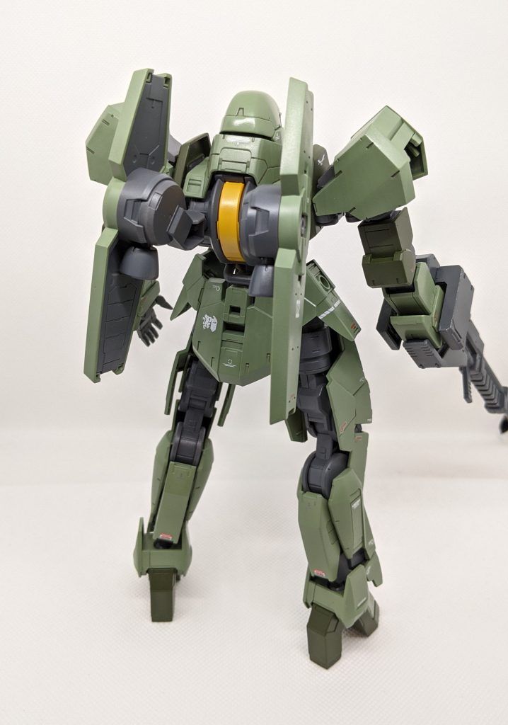 ポーズ付けのセンスがないのでほぼ素立ちです😅