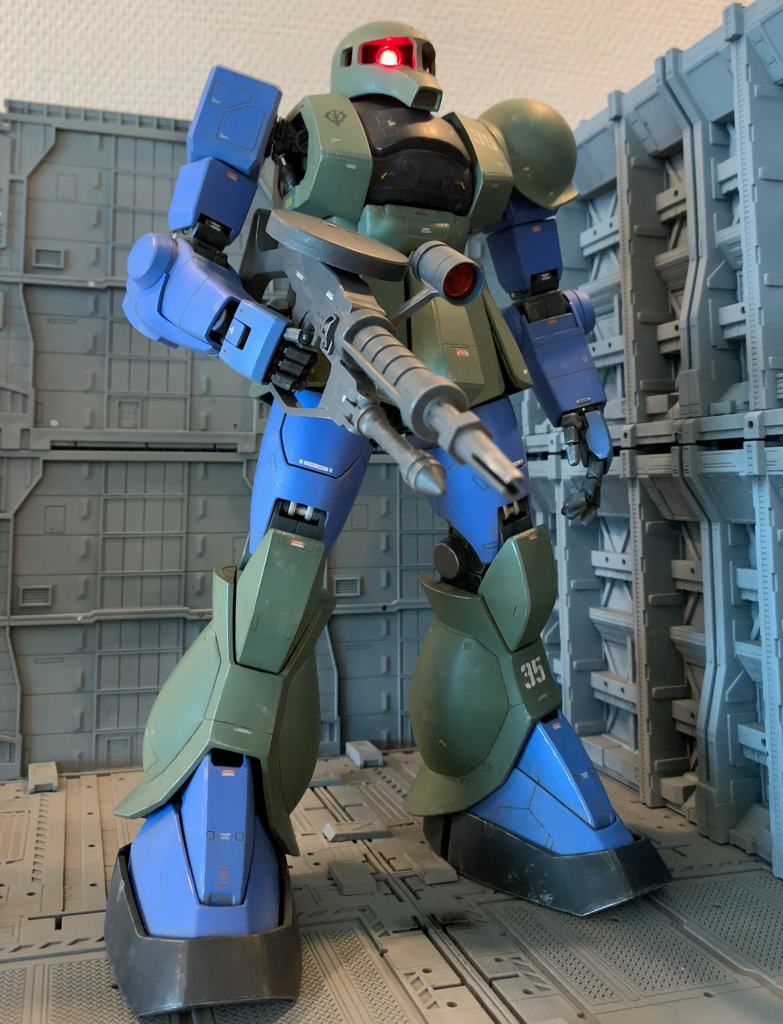 PG 旧ザク｜4039さんのガンプラ作品｜GUNSTA（ガンスタ）