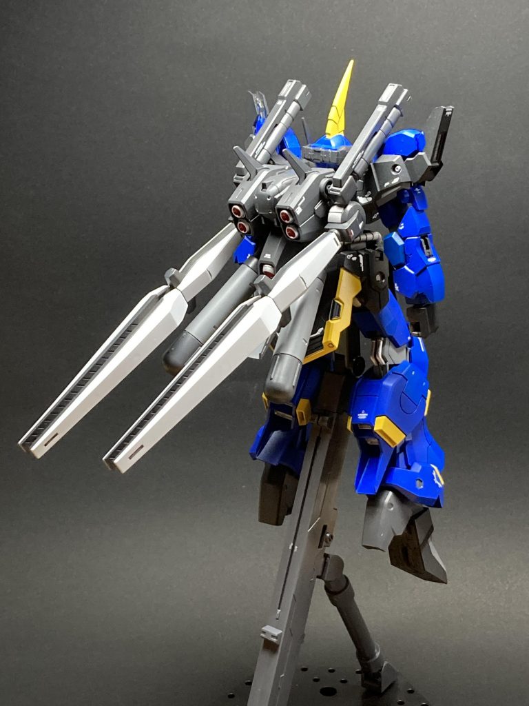 追加武装①「有線式ファンネル」バックパックに換装する事で使用可能になる武装