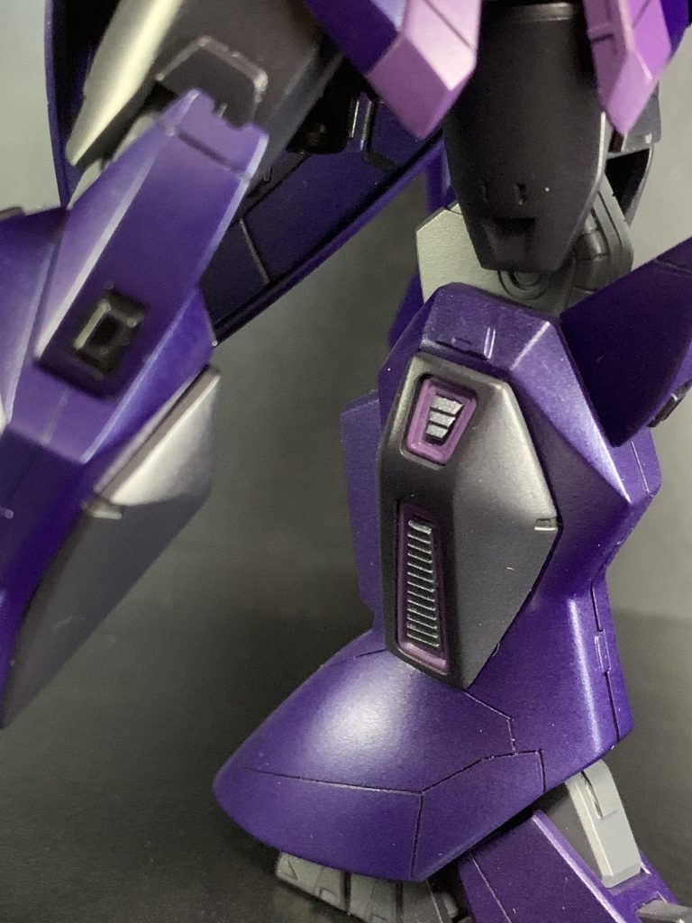 脚部のダクトディテール追加