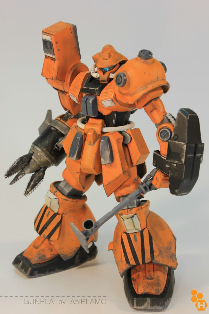 The rocket-propelled pickaxe (RPX) is the secondary tool for mining and digging, as well as wedging objects.