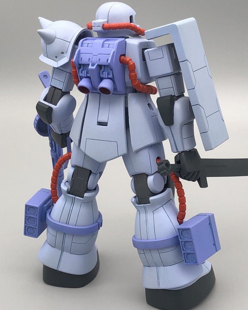 バックパックがシンプルだったのでFGザクのものと交換しました。