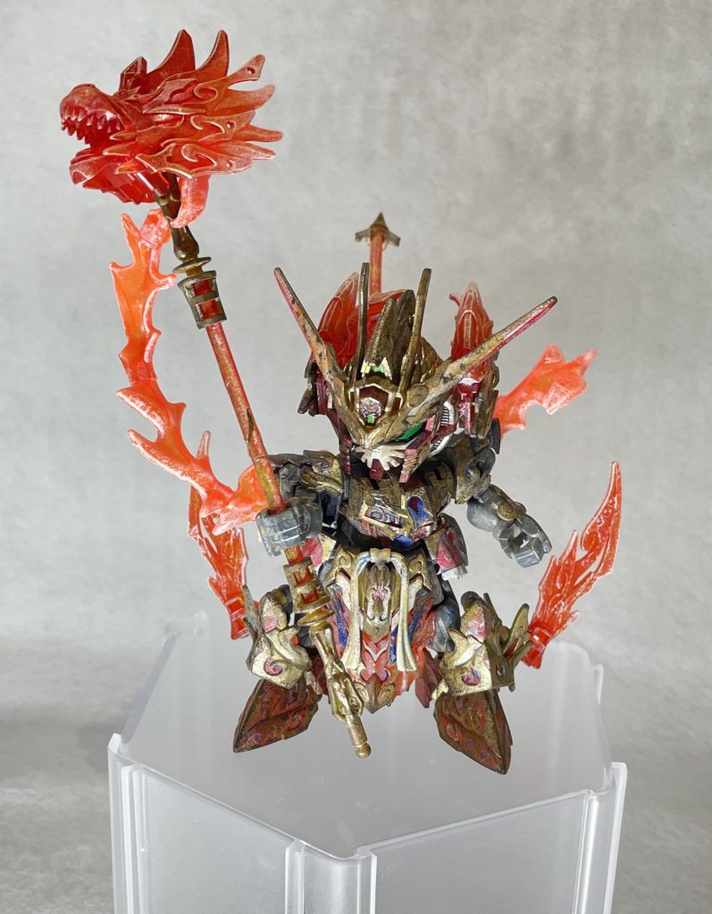 （お釈迦様にケンカを売りに行ったときも、こんな宇宙を通ったっけ）すると宇宙の真ん中から声が聞こえてきます。「悟空、悟空。我を覚えているか」「お釈迦様！！」「よくぞ心の中の宇宙にたどり着いた。いまの気持ちを忘れずに三蔵と旅をしなさい。さすればおまえはさらなる悟りへと到達するだろう」「けど、オイラはお師匠様を……」「大丈夫。おまえに贈り物をしよう。炎王光をお前の中に与える。これは最も輝く光であり、いかなる魔をも打ち砕くものだ。正しき心を持つ者だけが使える光でもある。さあ、三蔵を助けなさい」