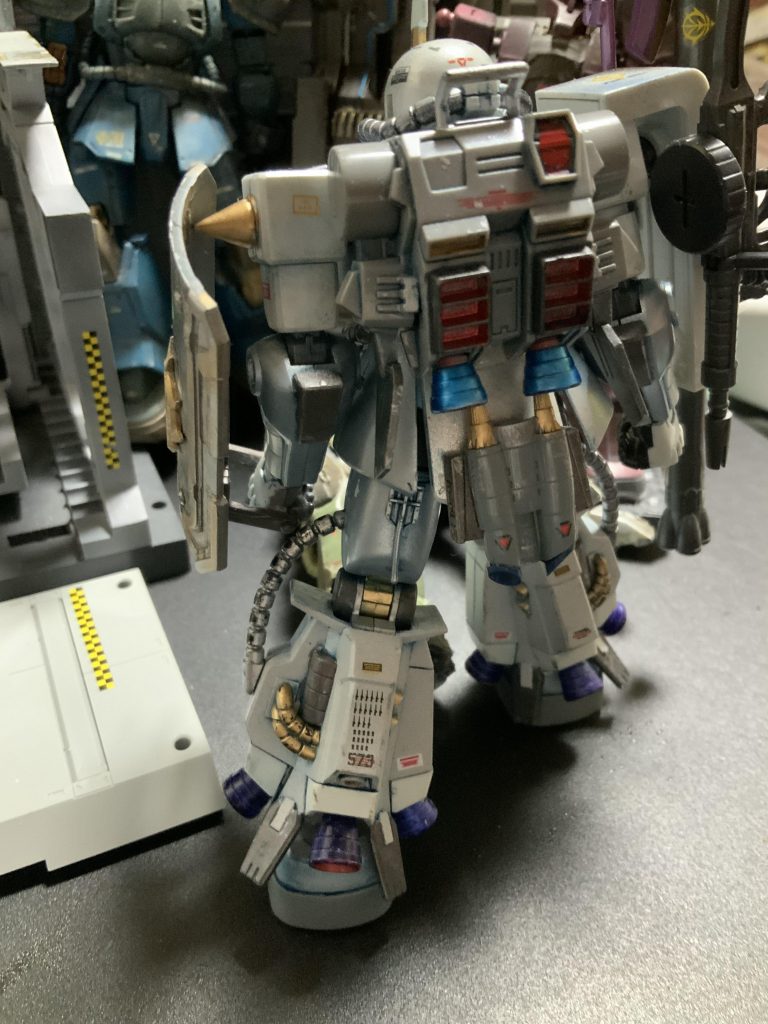 先に逝った英霊達よ! 私は必ずジオンを… ドズル中将を守ってみせる‼️