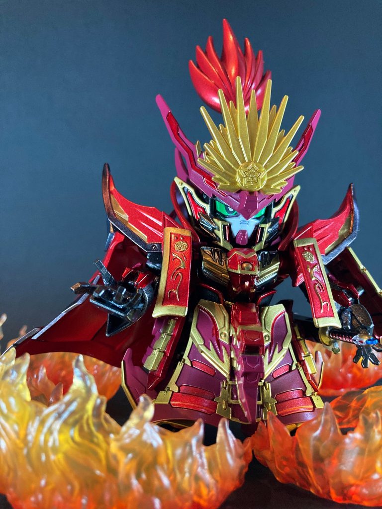 全体的に装飾が細かくて塗装はかなり大変な作業になるだろうと覚悟していましたが、SD三国創傑伝キットを多く作ってきたおかげで、終わってみれば意外と大体いつもくらいの作業量だったなと思いました。今後もSDガンダムワールド ヒーローズ、特に戦国武者ワールドの新キャラ登場を楽しみに応援して参りたく思います。以上、閲覧頂きありがとうございました。