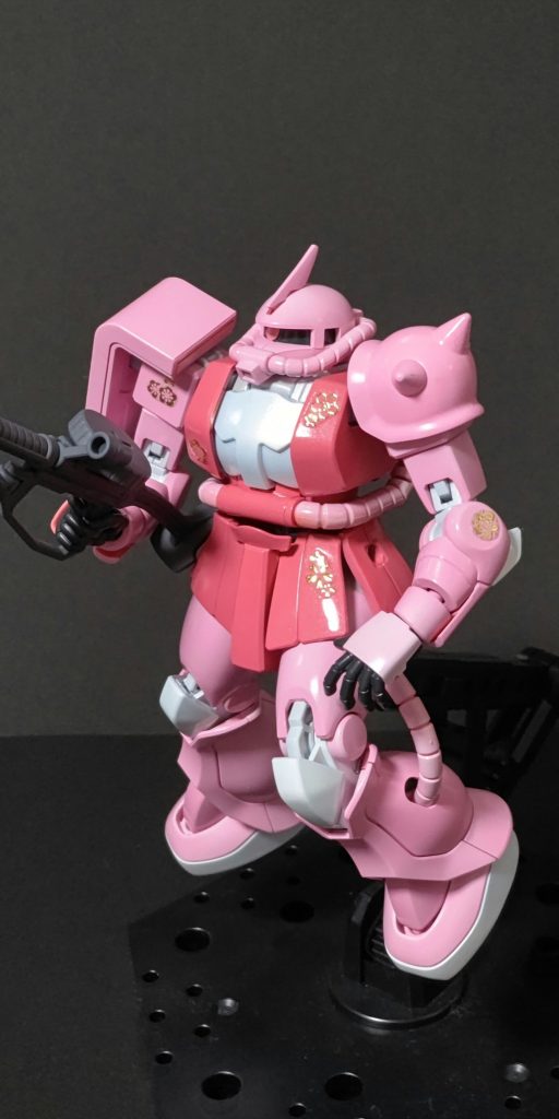 左手とか胸、腰にはネイルシールの桜を貼ってます