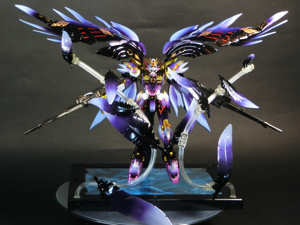 ガンダム自体の羽もド迫力でいいですね