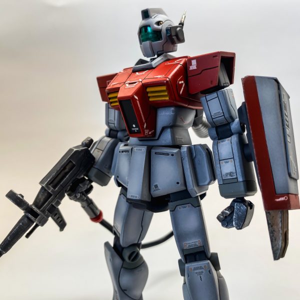 HGUCジム　ビームライフル携行仕様