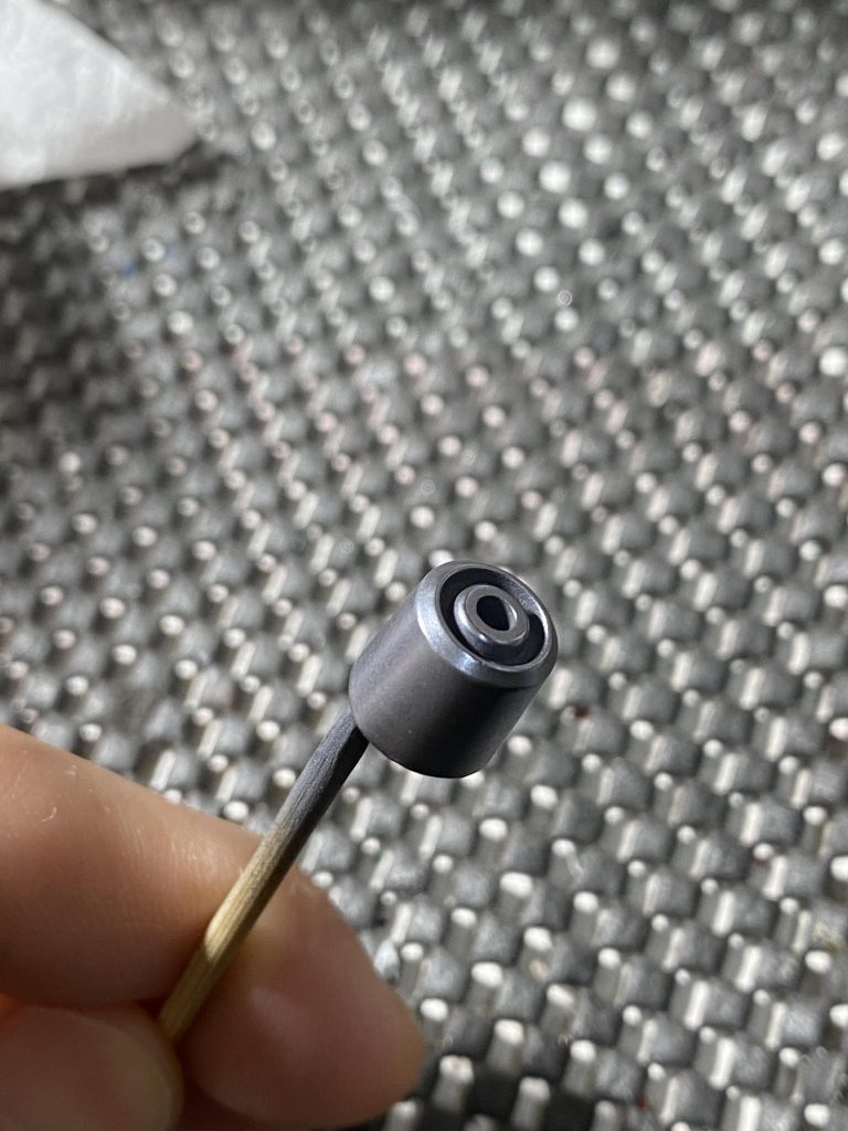 磨くことでこのように輝きが増します☺️