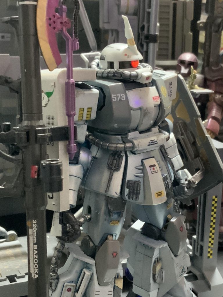 ソロモンが堕ちます　マツナガ大尉　ドズル様を‼️　シン・マツナガ専用MS-06-R-1A ザク–6枚目/制作者：sora