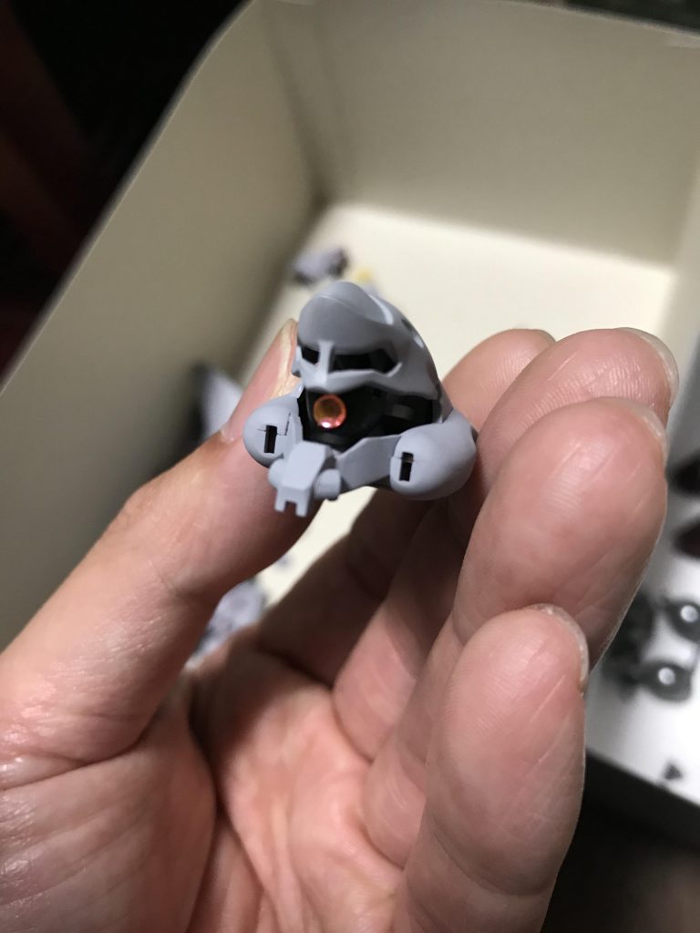 モノアイはHアイズ3㎜に置き換えてます。