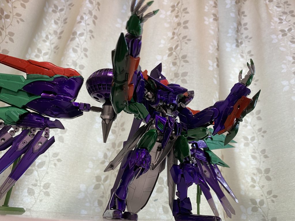 煽り角度この角度が一番迫力を感じられて好き。イメージはディアブロ型を引きちぎった直後のポーズ