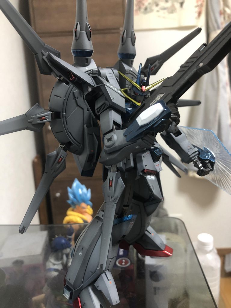 ZGMF-X666S レジェンドガンダム  無印1/100–3枚目/制作者：guti14