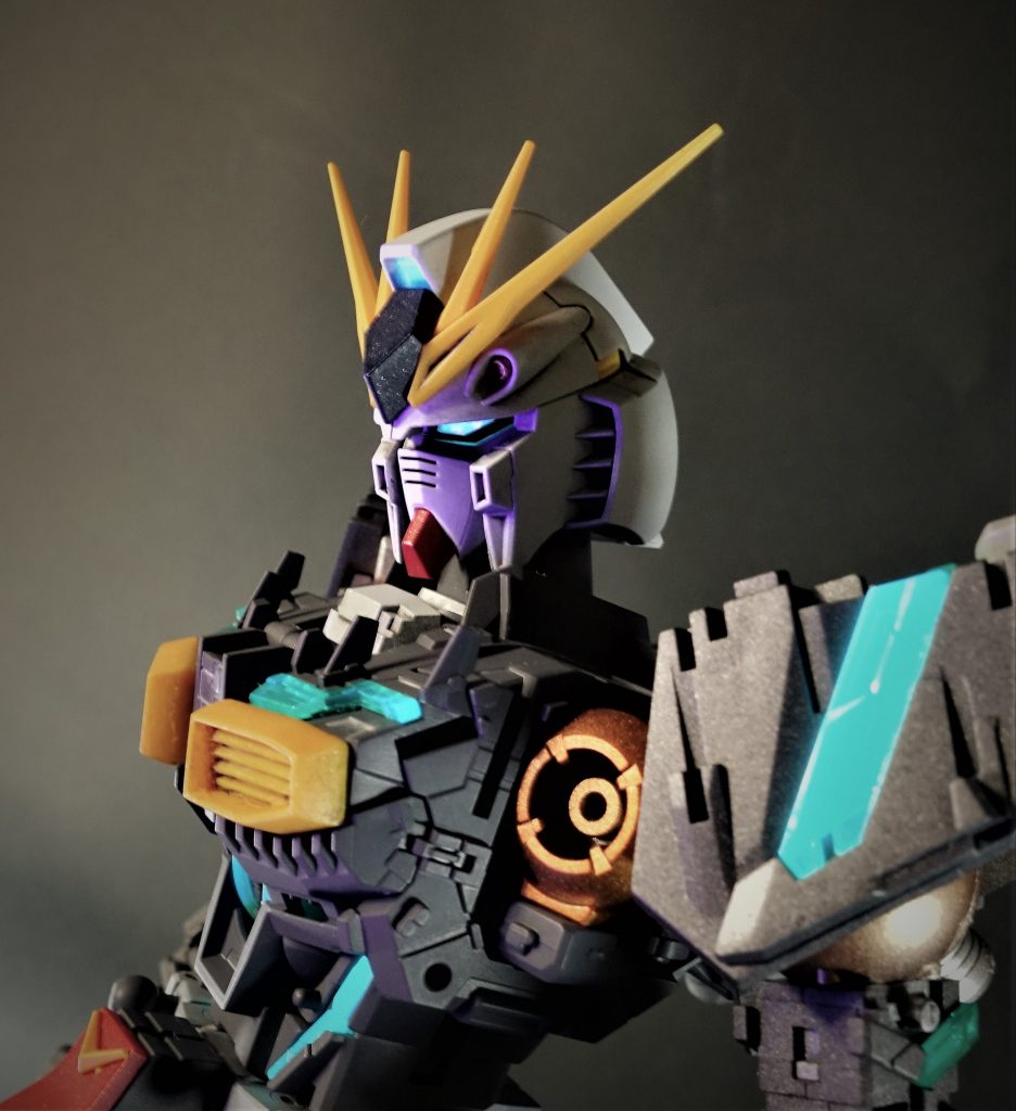 サイコフレーム発光1発光量としては蛍光クリアの方がわかりやすいですね