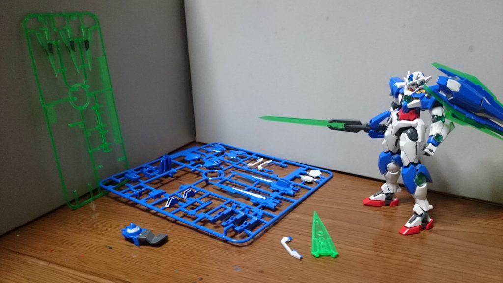 次回はフルセイバーを投稿の予定っス! ……別のキットに浮気さえしなければ…