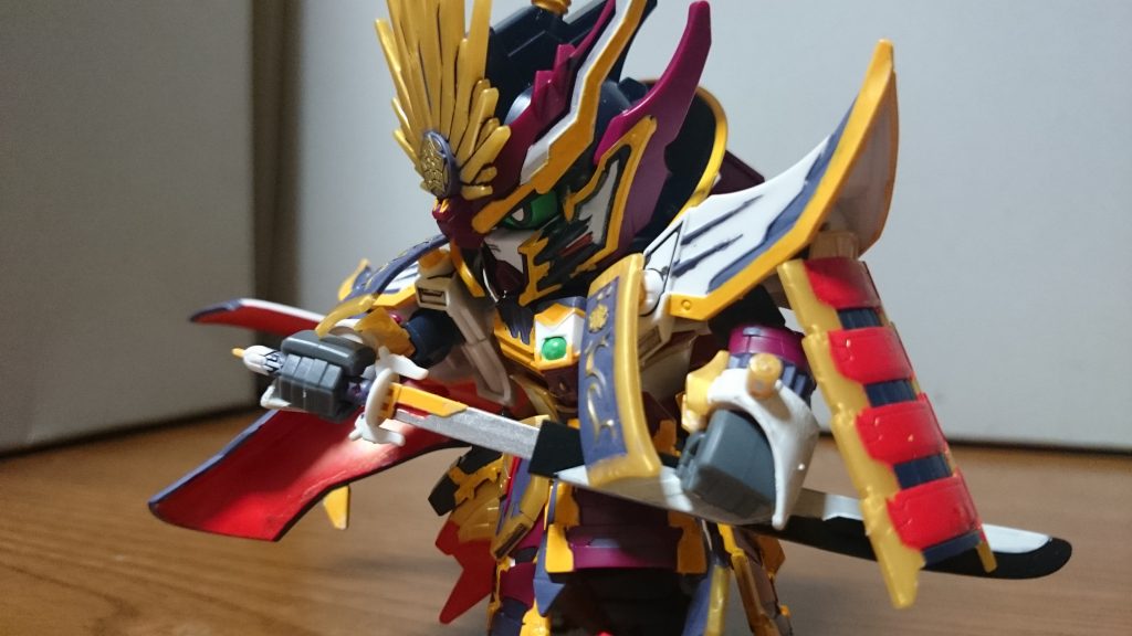 信長はなんと肘が可動！抜刀ポーズも！(左手は添えるだけ) 