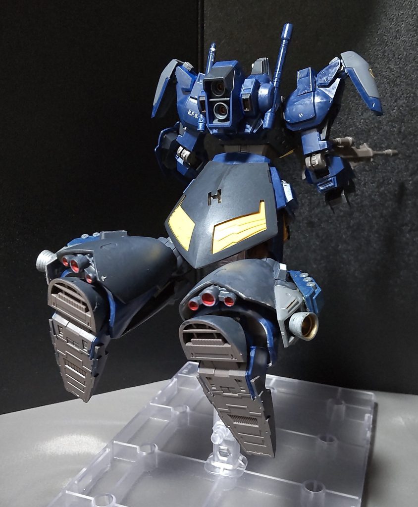 各バーニアやスラスターを全開させた時のイメージ。ドムやゲルググみたいに見えるな……リック・ディアスでも通用しそう。