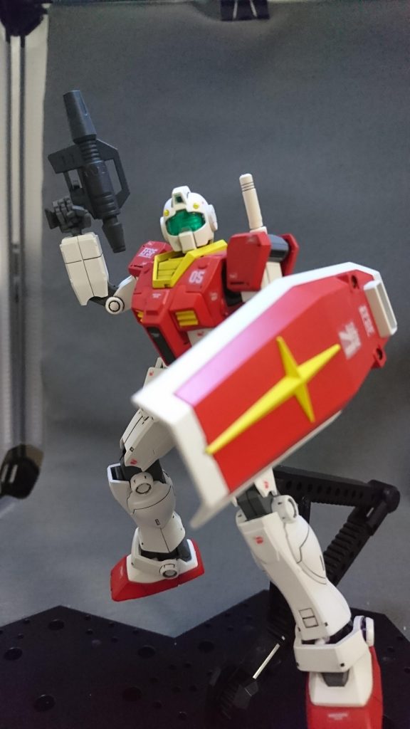 それにしてもMSDのジム系MSはディテールがいい感じに現代風になってて結構好みなんですよね。なのに店頭販売されてるのはガードカスタムとブースター無しのICだけで悲しい......悲しくない?まあアニメ版ORIGINの時系列上仕方ないとこあるけどさ。あ、そうだ(唐突)向こう脛とゴーグルのとこはガードカスタムのやつを使ってます(今更) ご覧いただきありがとうございました!