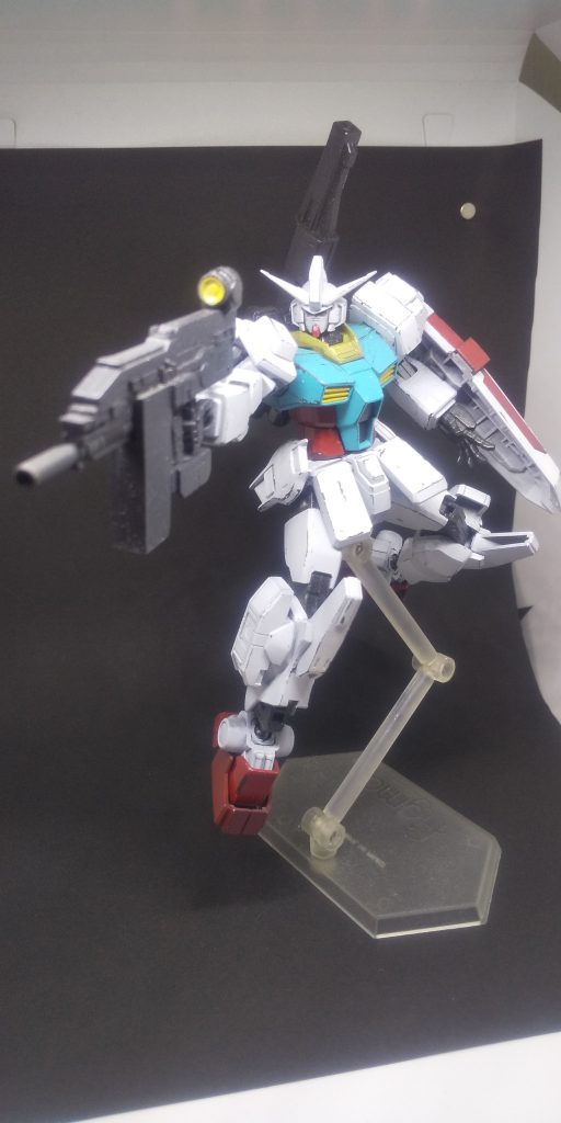 ブラックバックだとライフルとキャノンが写りにくく、ホワイトバックだと全体が写りにくい。悩みどころですね。