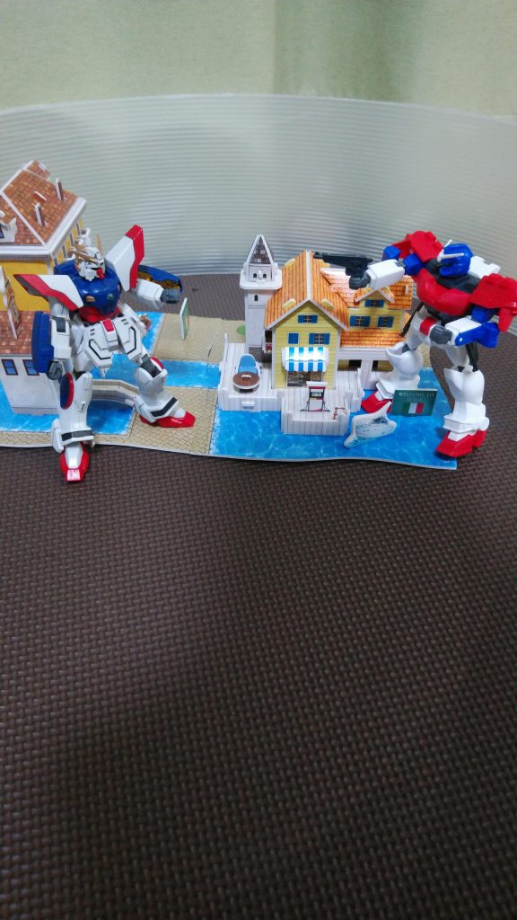 ダイソーの3Dパズルを使用しての簡易ジオラマ、家二つで200円、子供のオモチャにはもってこいかと。最後まで見てくれてありがとうございます✨