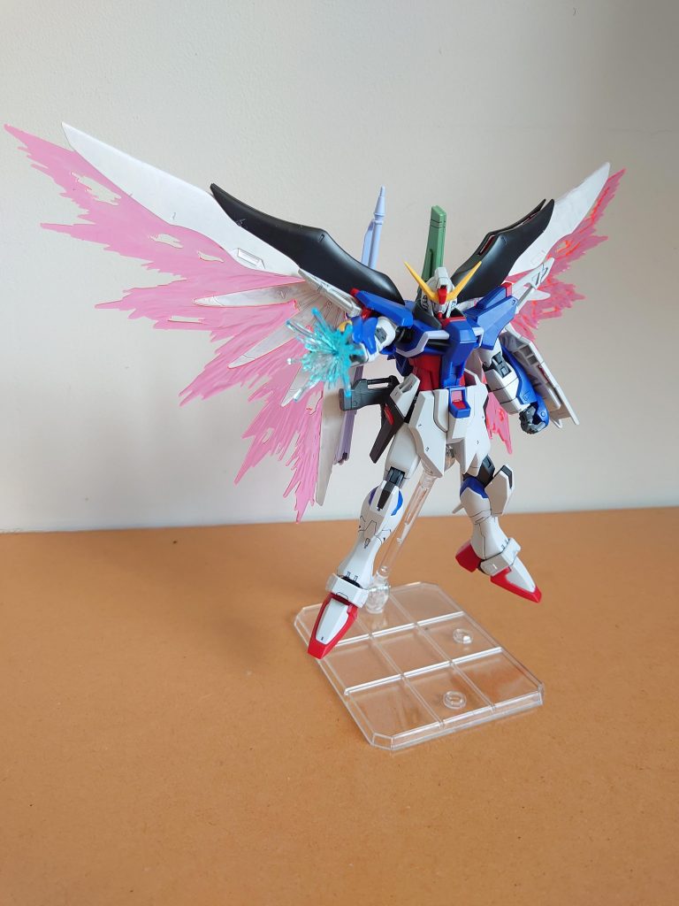 墨入れがうまく出来たような気がします。ほぼ同アングルですいません。筆塗りに挑戦したのですが難しいですね…。いずれエアブラシを購入しようと思います。ご精読ありがとうございました!