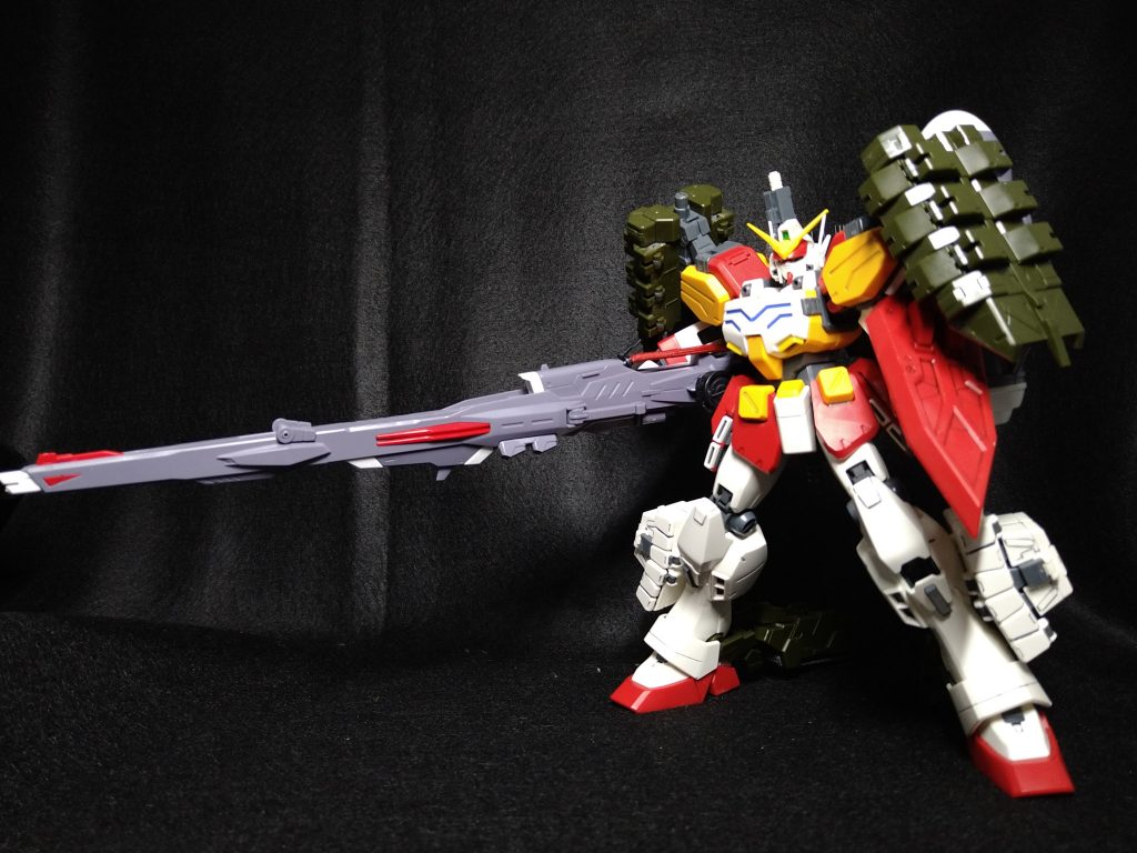 片手での射撃も可能