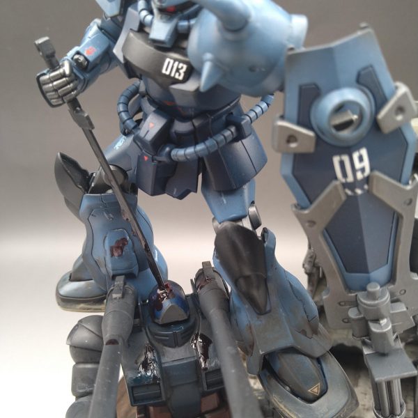 震える山　グフカスタム