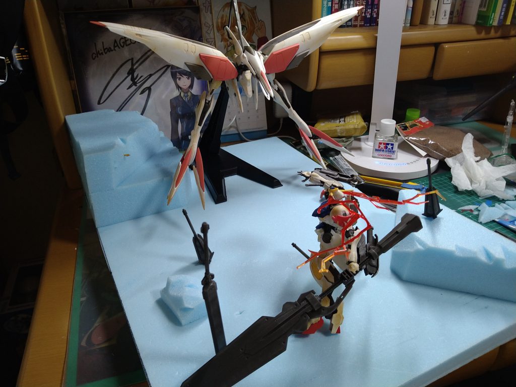 最初はハシュマルとセットで作る予定でしたがモチベやら材料費やらで断念しました……ハシュマルはまた今度リベンジしたいなぁ。